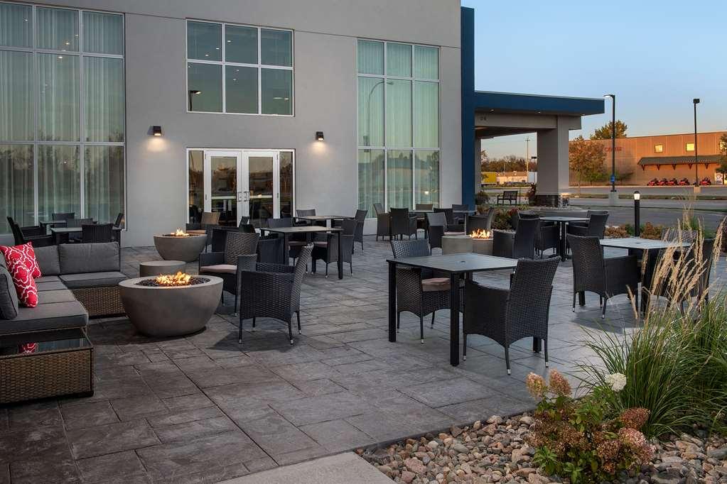 Hampton Inn Warroad Екстер'єр фото