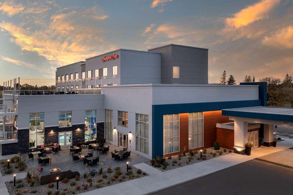 Hampton Inn Warroad Екстер'єр фото